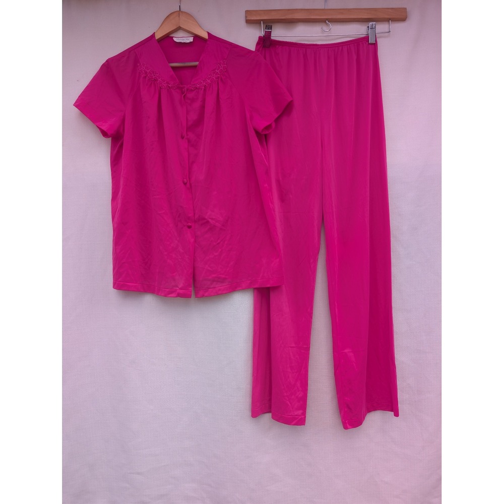 Vanity Fair Vintage Hot Pink Nylon Pajama Set Embroidered Top Pants Medium USA